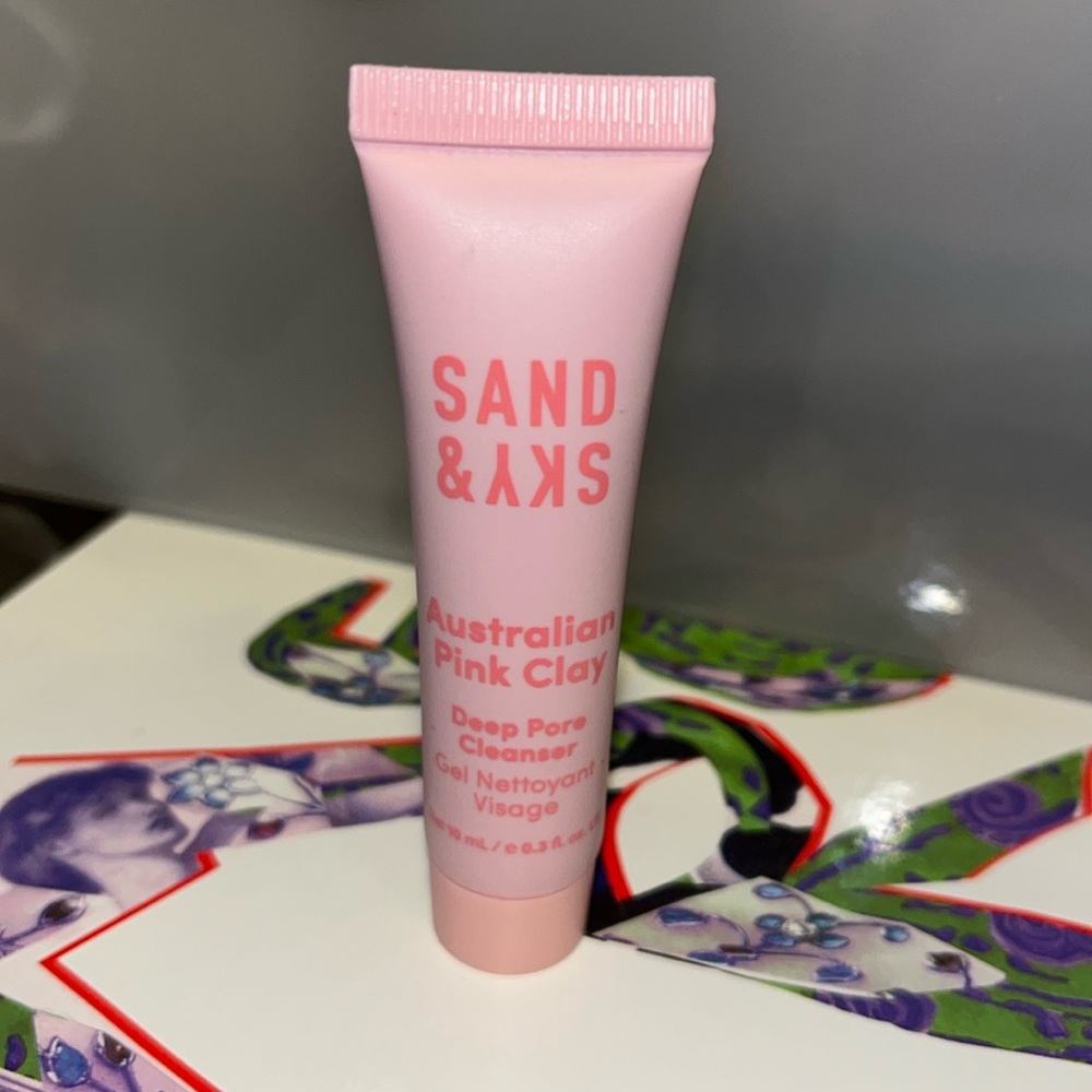 SAND & SKY Australian pink clay deep pore cleanser